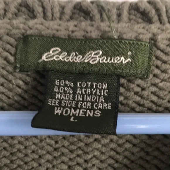 Eddie Bauer - Picture 3 of 3
